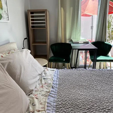 Cozy Studio Near Atlantic Ave W/Private Patio Appartamento
